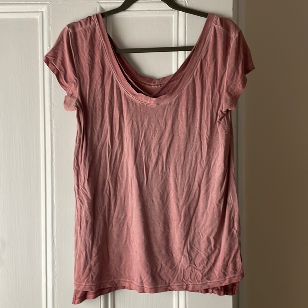 Pink tee